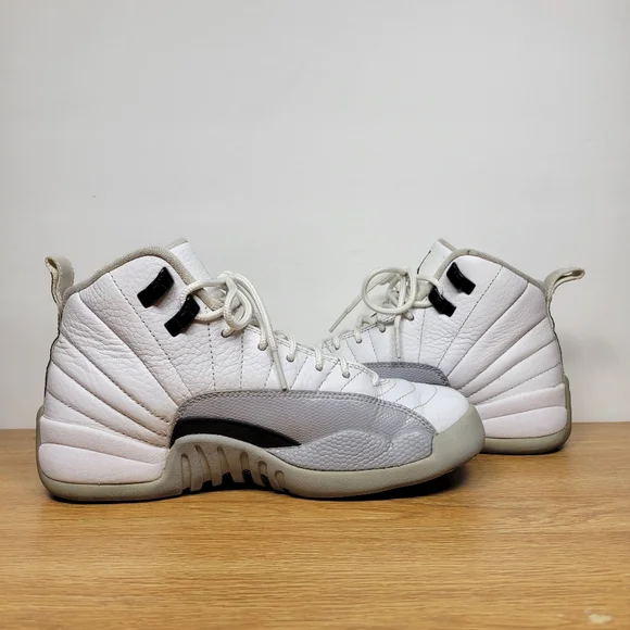 Nike Boys Air Jordan 12 510815-108 White Basketball Shoes Sneakers Size 4.5Y - Picture 7 of 9